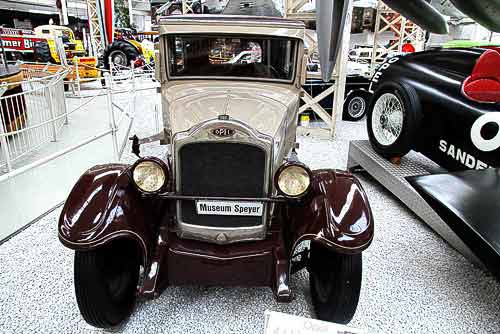 Opel 4 / 16 Limousine - Baujahr 1928 - 4-Zylinder - 1.018 ccm - 16 PS
