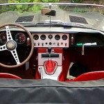 Klassisch britisch – das Cockpit des Jaguar E-Type Roadsters