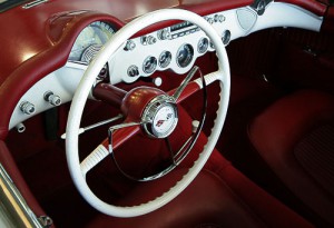 Corvette-Cockpit - Amerikas Chic und Charme der Fünfziger Jahre