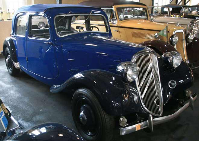 Citroën 7 CV C Traction Avant Faux Cabriolet