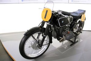 BMW - Renn-Motorrad RS 255