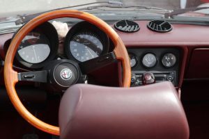 Alfa Romeo-Spider Duetto