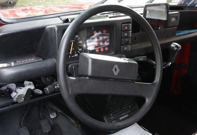 Renault R 4 Cockpit
