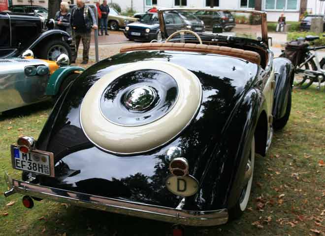 Ford Eifel Roadster