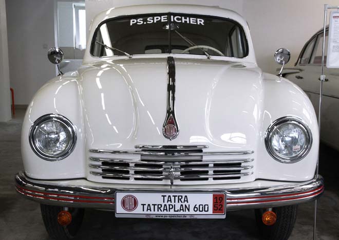 Tatraplan 600