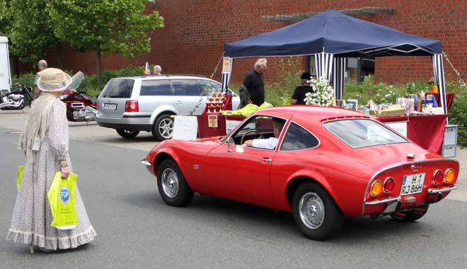 Opel GT - nur Fliegen ist schöner