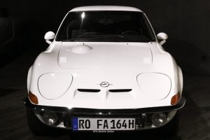 Opel GT - nur Fliegen ist schöner