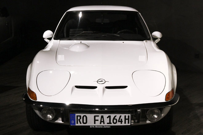 Opel GT - nur Fliegen ist schöner