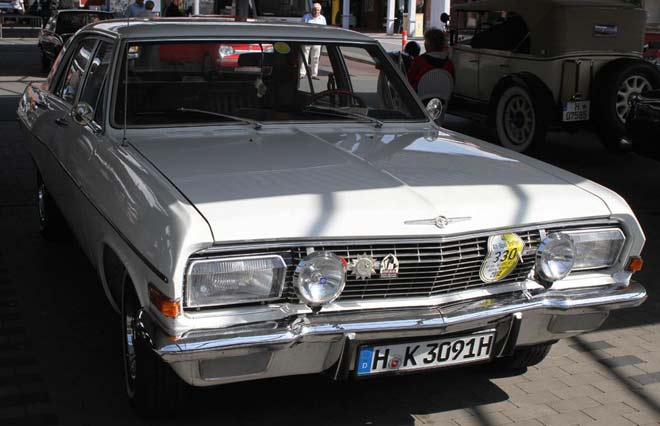 Opel Admiral
