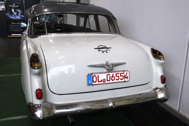 Opel Kapitän