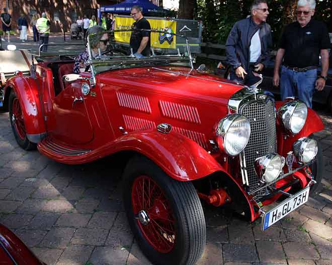 Triumph Gloria Southern Cross
